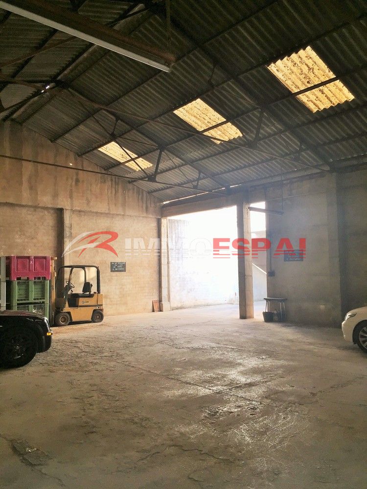 Almacen carlet zona comercial